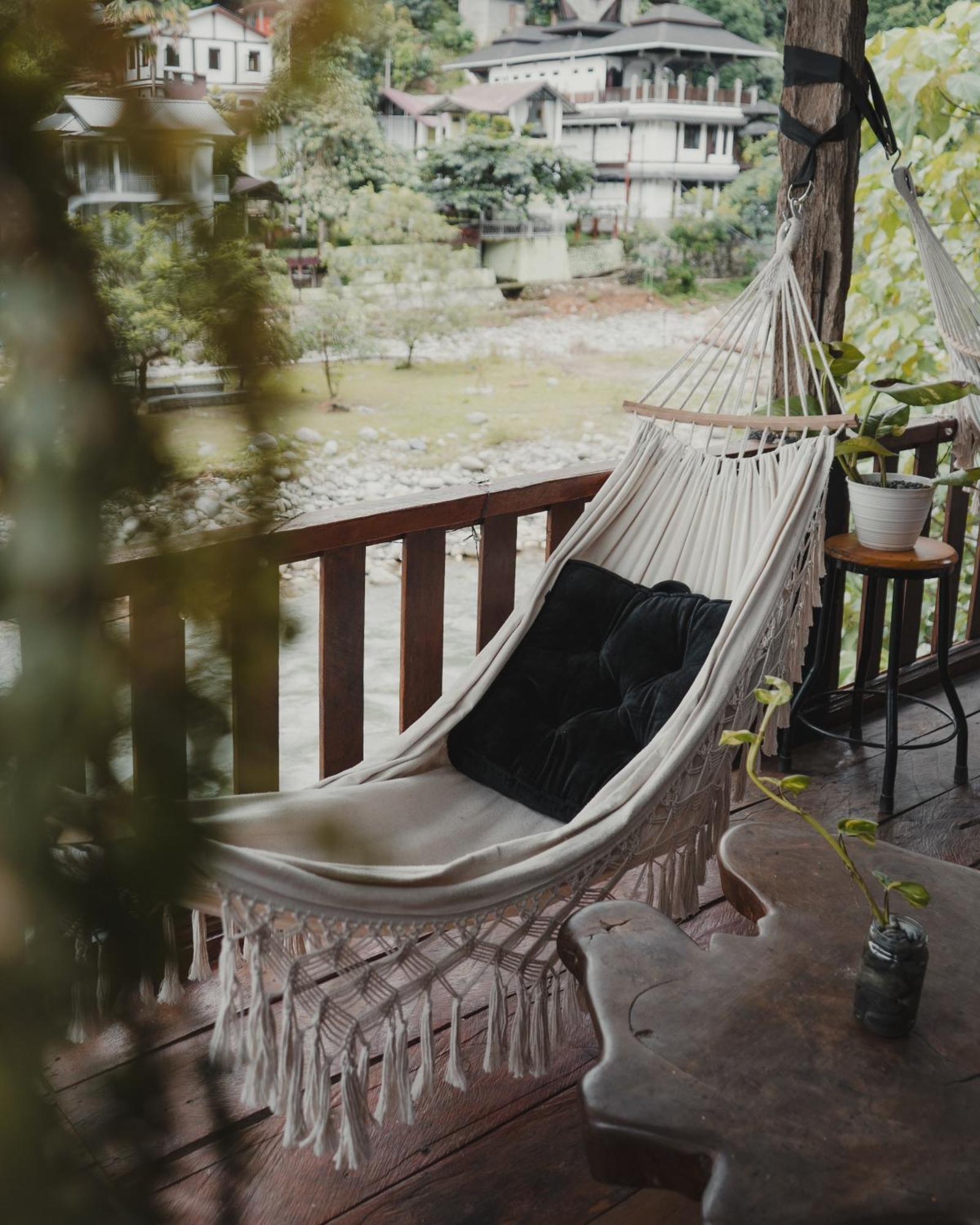 Charlys Little House Hotel Bukit Lawang Buitenkant foto